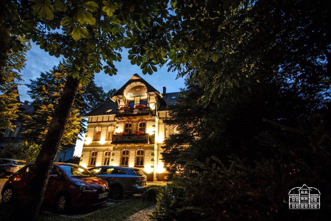 Franciszek Przy Parku Szwedzkim Apartamento Szczawno-Zdroj Exterior foto