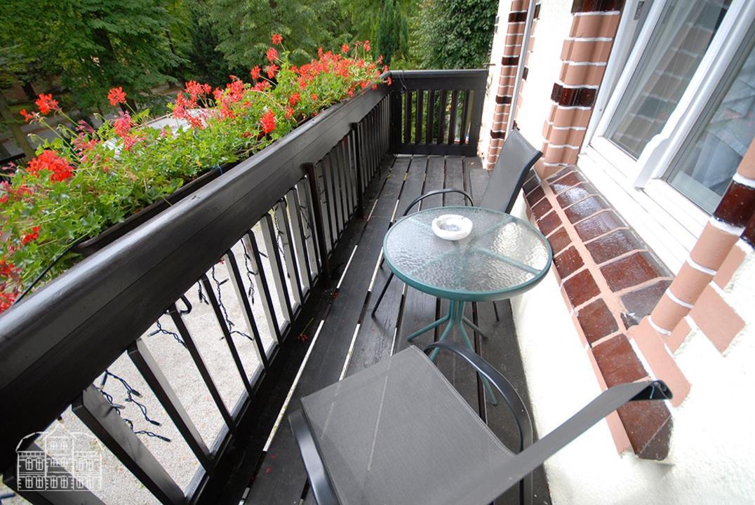 Franciszek Przy Parku Szwedzkim Apartamento Szczawno-Zdroj Exterior foto